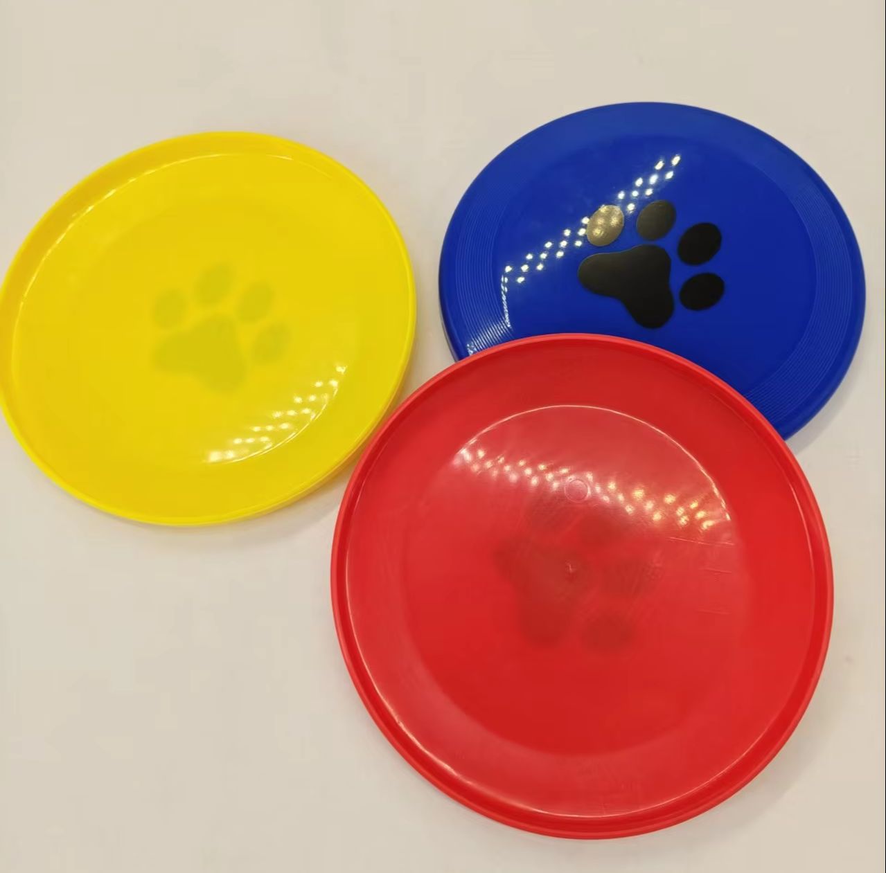 จานร่อนสุนัขพลาสติกแข็ง ลายอุ้ - Flying Disc Dog Training Toy บทวิจารณ์และราคา