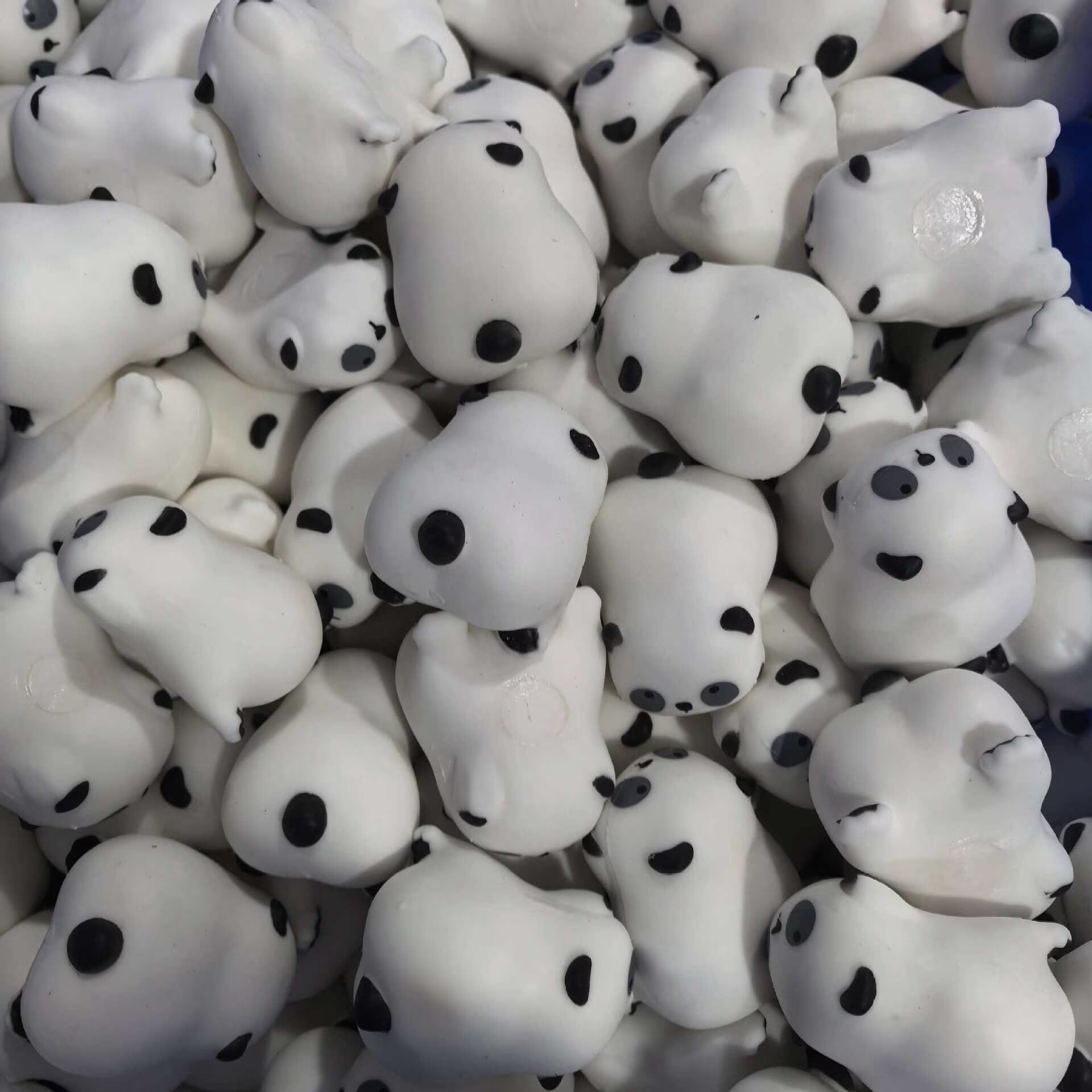 ของเล่นบีบคลายเครียด รูปทรงลูก - Interactive Squeaky Plush Dog Toy บทวิจารณ์และราคา